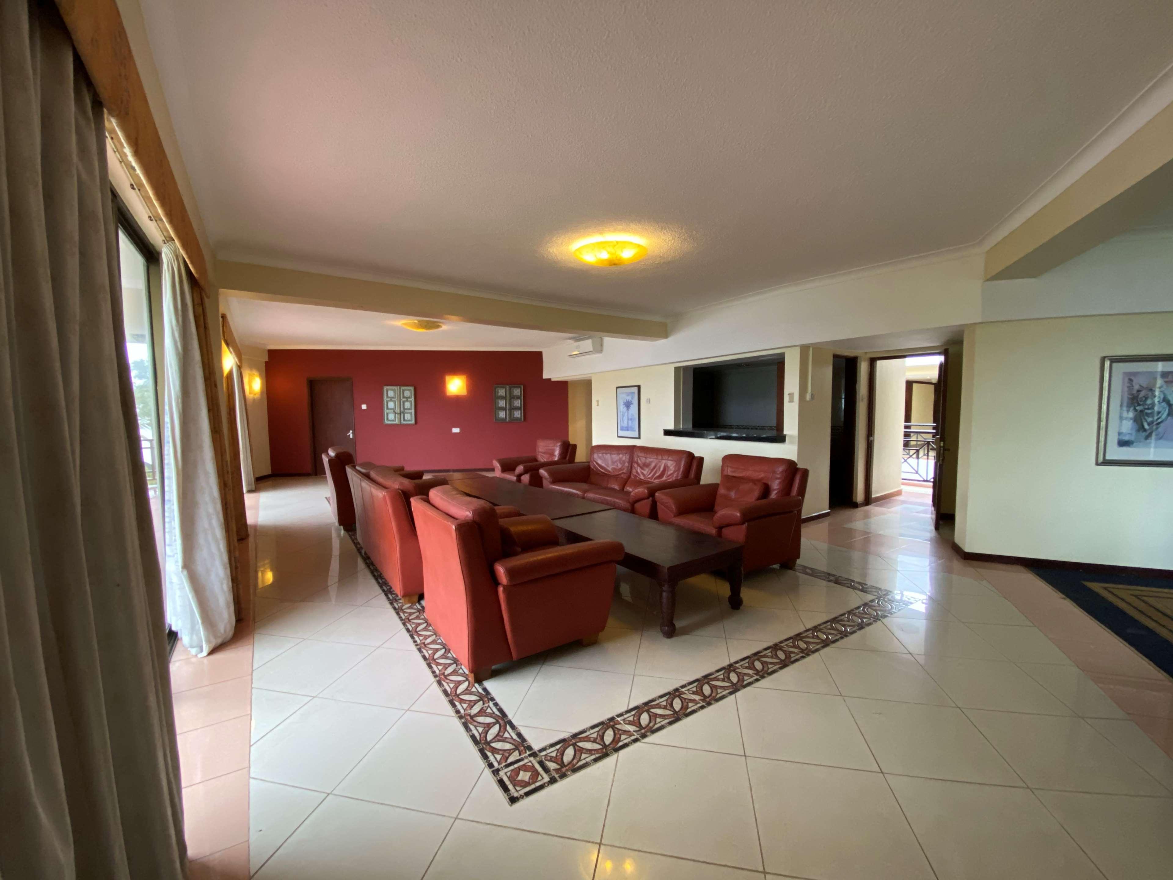 Golden Tulip Dar Es Salaam Hotel Exterior foto