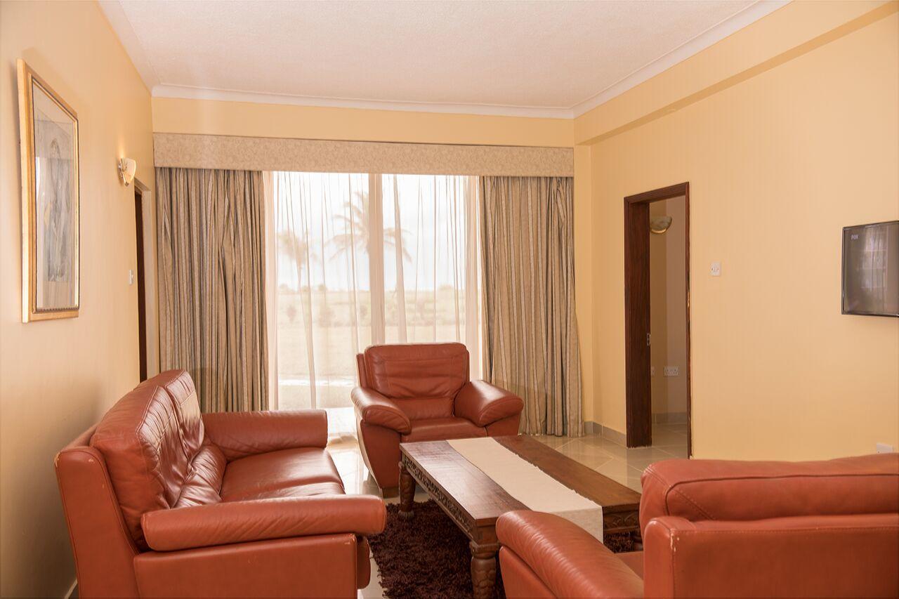 Golden Tulip Dar Es Salaam Hotel Exterior foto